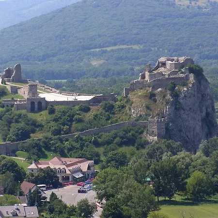 Hotel Hradna Brana 4*