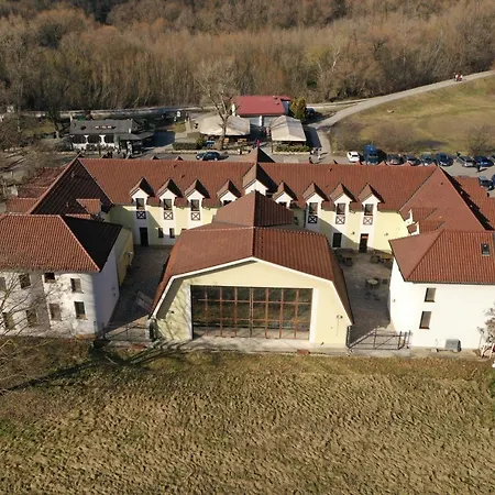 Hotel Hradna Brana