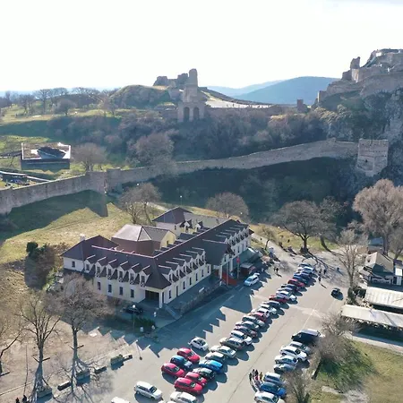 Hradna Brana Hotel 4*