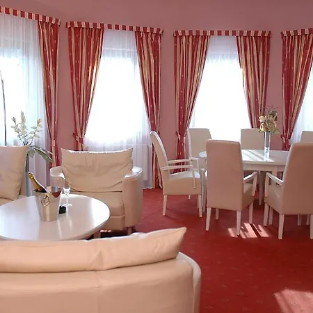 Hotel Hradna Brana